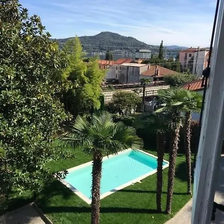 Pool&garden House