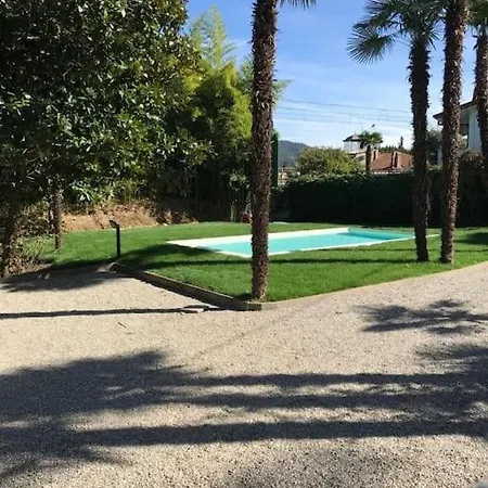 Pool&garden House شقة *