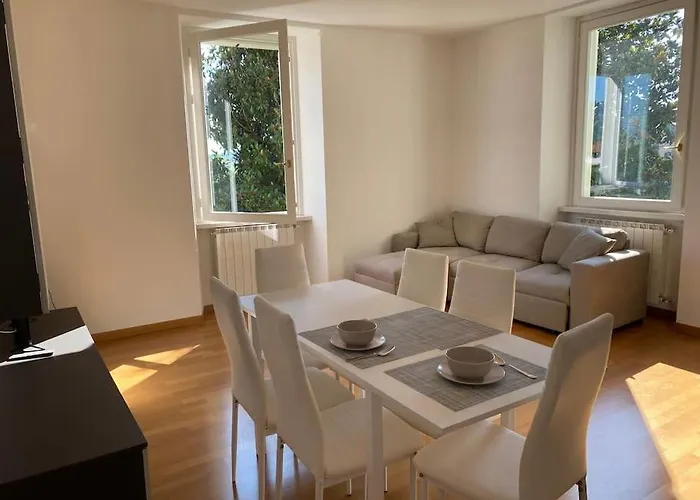 Pool&garden House Lejlighed Meina