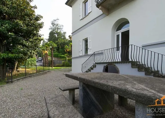 Pool&garden House Lejlighed *